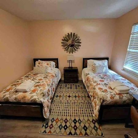 Elegant 2-bedroom pet-friendly villa w 2 parking spaces Hilton Head Island Eksteriør billede