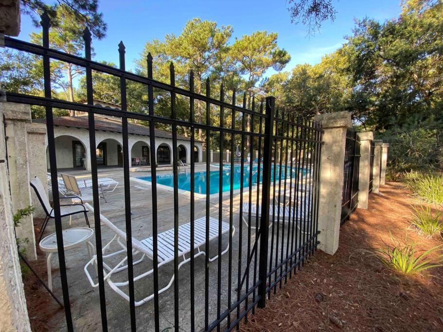 Elegant 2-bedroom pet-friendly villa w 2 parking spaces Hilton Head Island Eksteriør billede