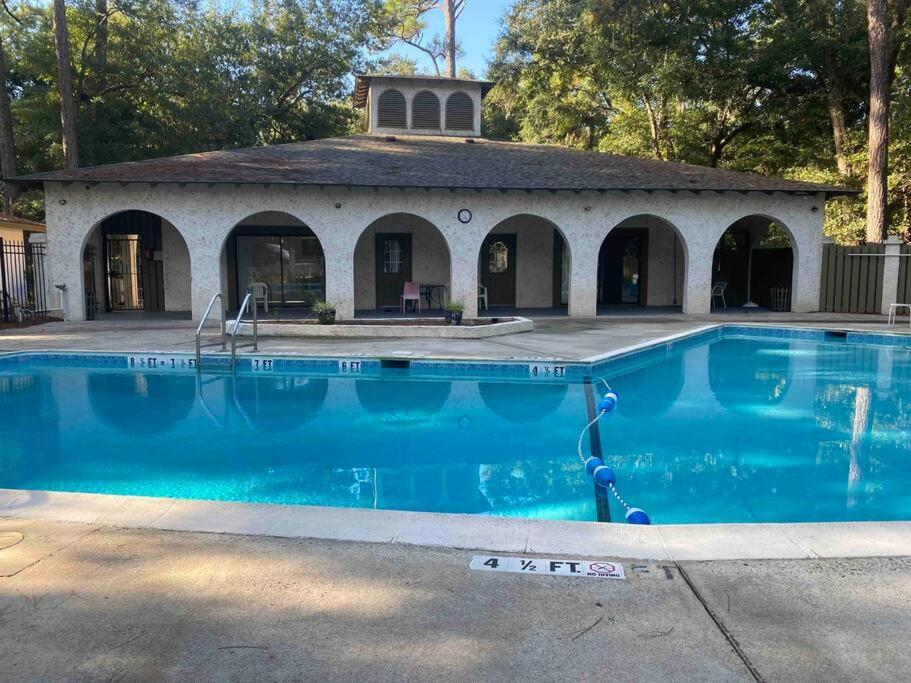 Elegant 2-bedroom pet-friendly villa w 2 parking spaces Hilton Head Island Eksteriør billede