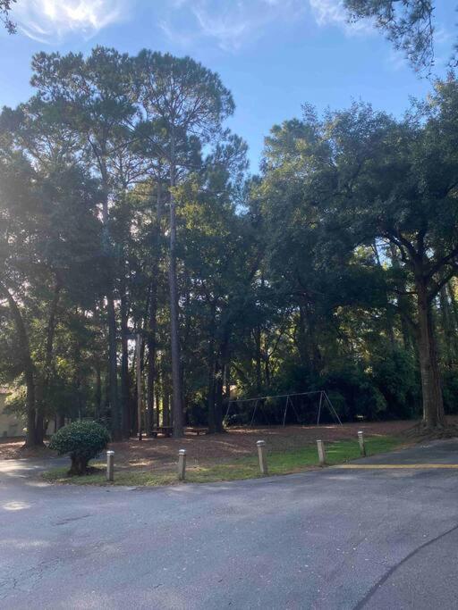 Elegant 2-bedroom pet-friendly villa w 2 parking spaces Hilton Head Island Eksteriør billede