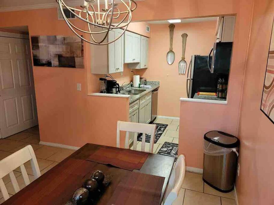 Elegant 2-bedroom pet-friendly villa w 2 parking spaces Hilton Head Island Eksteriør billede